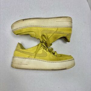 Nike‎ Air Force 1 AF1 Sage Low Celery Shoes Women's 8.5 Suede Sneakers Lace-up